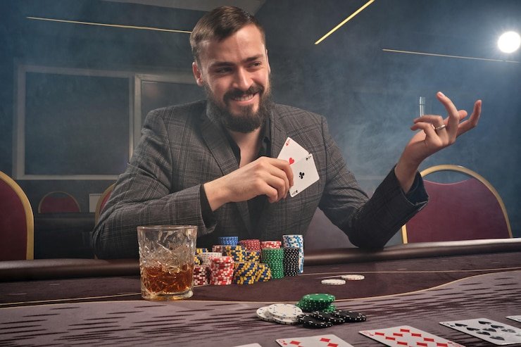bimabet link poker table interface showing blinds, pot, and active players